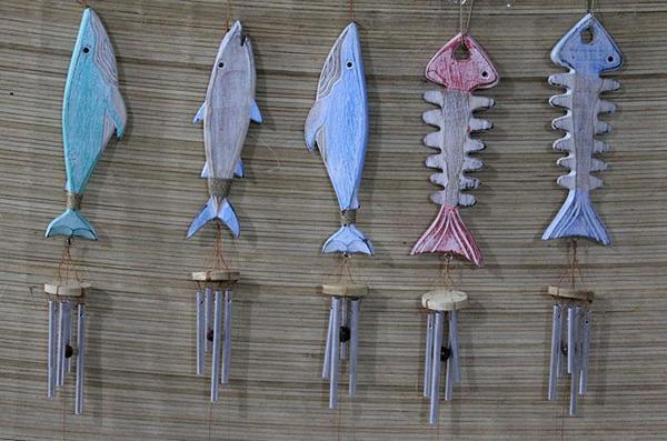 Ahşap Balıklı Metal Çan - Image 1