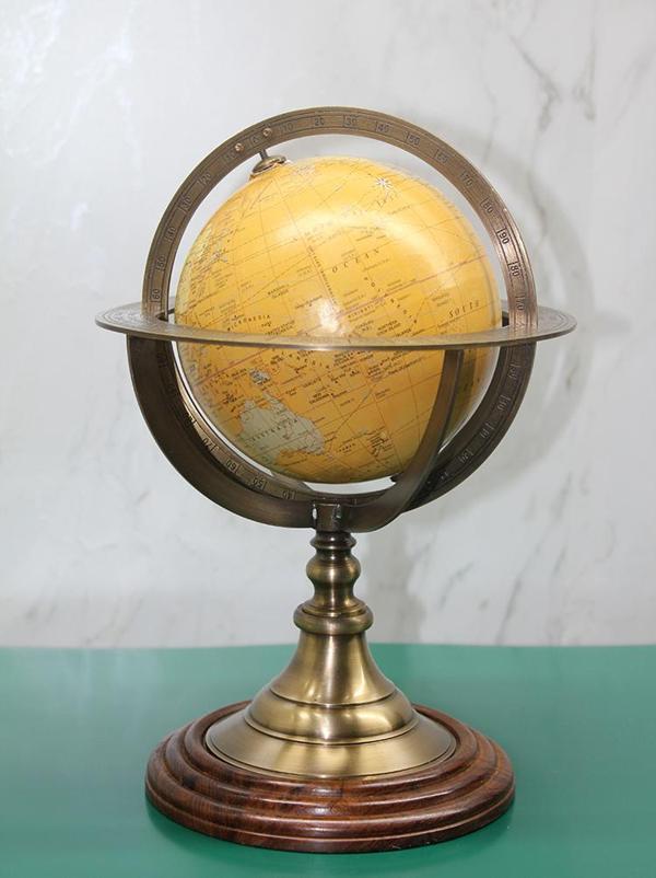 Pirinç Dünya Küre - Image 1