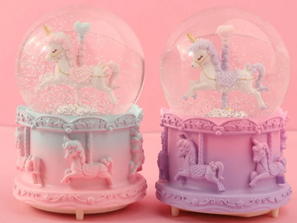 Atlı Karınca Kar Küresi Orta Boy - Image 1