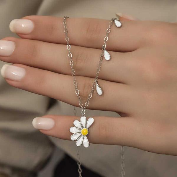 925 Ayar Gümüş Papatya Seviyor Sevmiyor Bayan Gümüş Kolye - Image 1