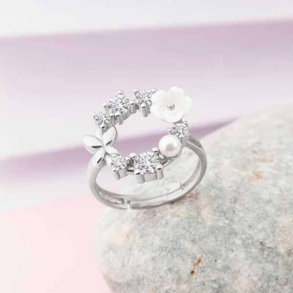 Gümüş Ayarlanabilir Manolya Çiçeği Kadın Yüzük - Image 1