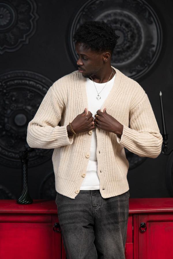 Oversize Crop Model V Yaka Düğme Kapamalı Örgü Hırka - Image 1