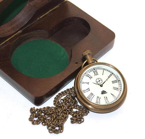 Ahşap Kutulu Pirinç Köstekli Saat Model 7 - Image 1