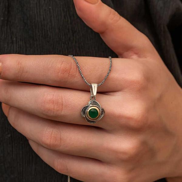 Gümüş Çiçek Desenli Otantik Kadın Kolye - Image 1