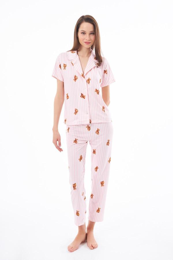 Premium Kadın Pijama Takımı Krem Ayıcık Desenli Yumuşak Dokulu Kısa Kollu Gömlek Yaka - Image 1