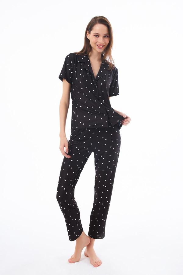 Premium Kadın Pijama Takımı Siyah Kalp Desenli Yumuşak Dokulu Kısa Kollu Gömlek Yaka - Image 1