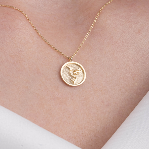 Altın Kolye - Sinek Kuş Figürlü Modern Tasarım Tarz 14 Ayar Altın Kolye - Image 1