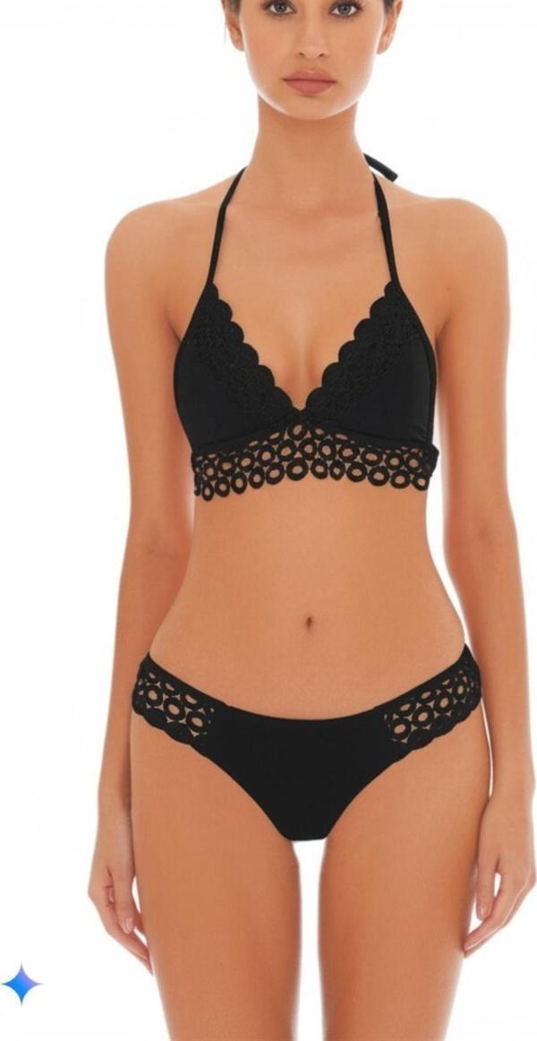 Siyah Dar Kalıp Halka Örgü Detaylı Küçük Üçgen Bikini Takımı - Image 1