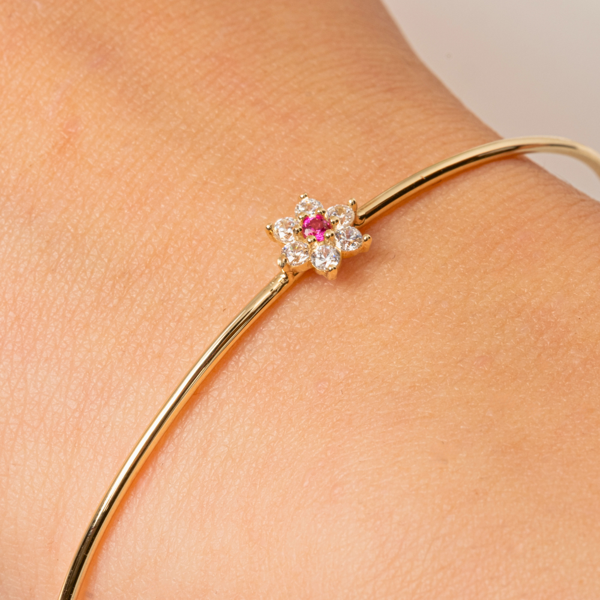 Gümüş Bilezik - Yakut Taşlı Çiçek Tasarım Zarif 925 Ayar Gümüş Bilezik - Image 1