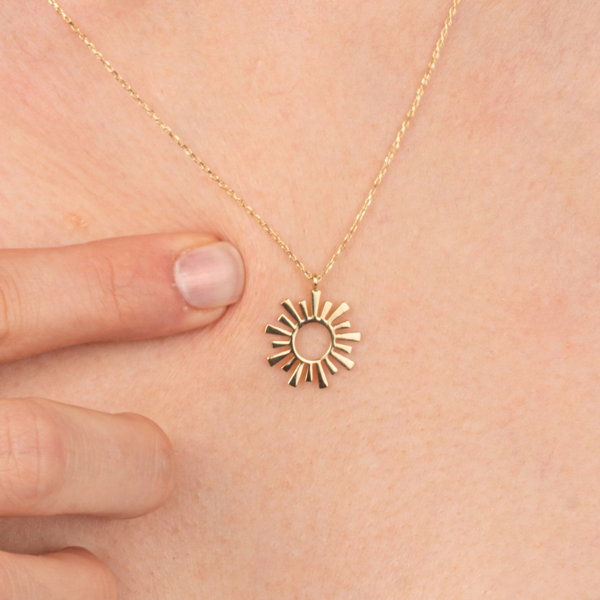 Gümüş Kolye - Güneş 925 Ayar Gümüş Kolye - Image 1