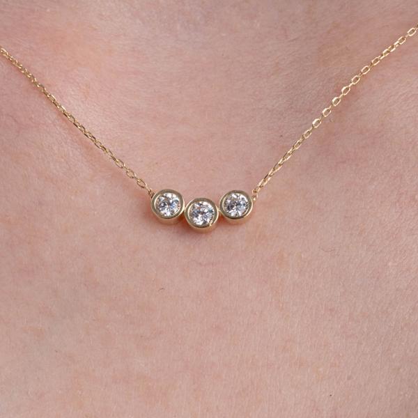 Gümüş Kolye - Tria Pırlanta Montürü Gümüş Kolye-Pırlanta Gümüş Kolye-Hediye Gümüş Kolye - Image 1