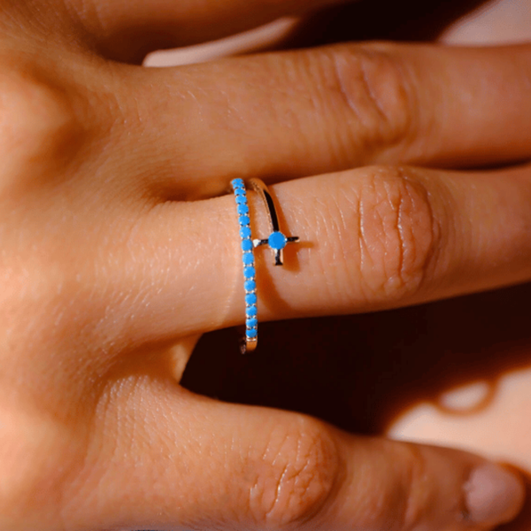 Gümüş Yüzük - Firuze Taşlı Yarım Tur Sarmalı Modern Tasarım 925 Ayar Gümüş Kadın Yüzük - Hediyelik - Image 1