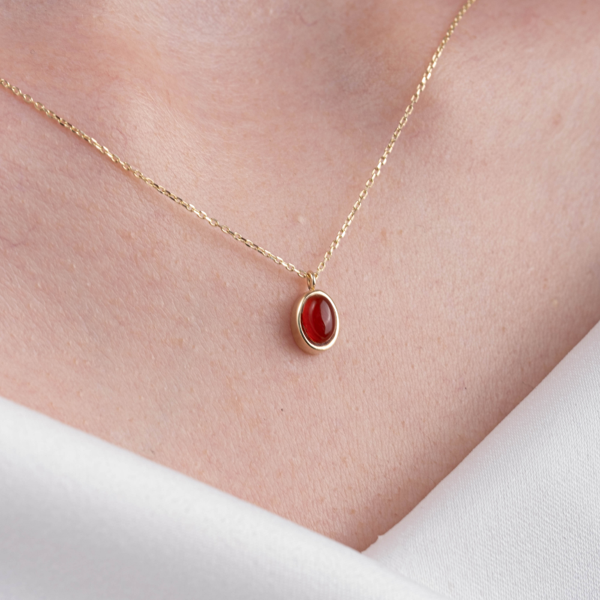 Gümüş Kolye - Bombeli Ruby Taşlı Sade Minimal Tasarım 925 Ayar Gümüş Kolye - Image 1