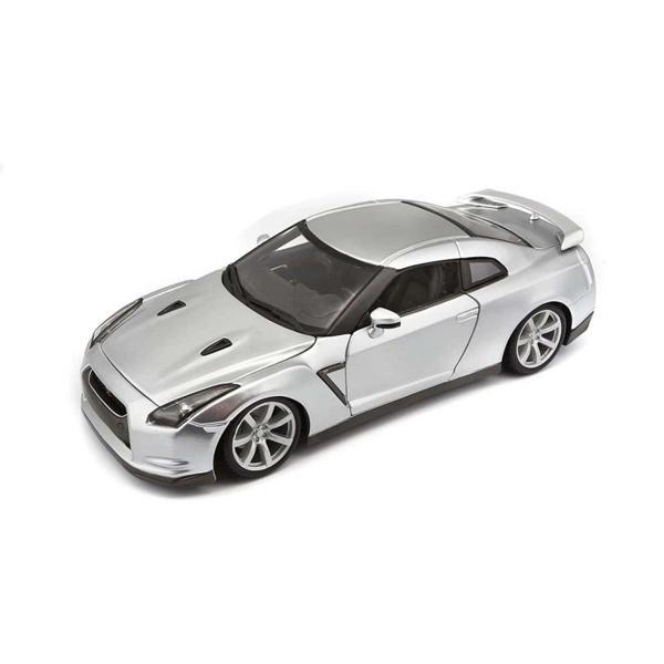 Bburago 1:18 Nissan GT-R R35 2009 Model Araba - Image 1