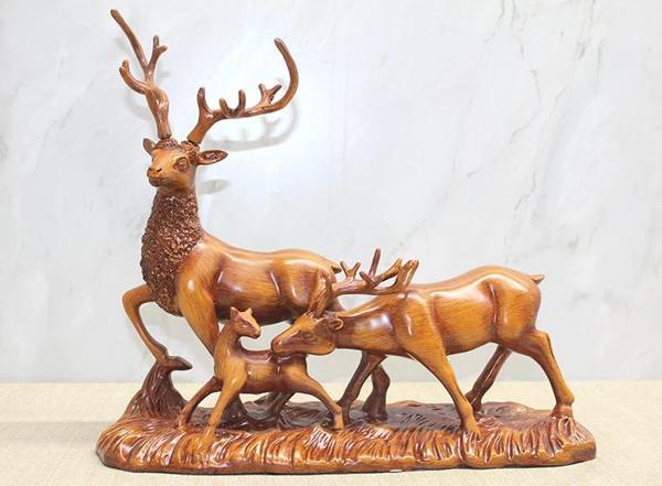 Polyester Geyik Sürüsü - Image 1