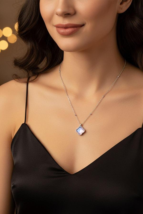 Gümüş Renk Krem Taş Beş Yapraklı Stilize Çiçek Model Top Zincir Çelik Kolye -  3790 - Image 1