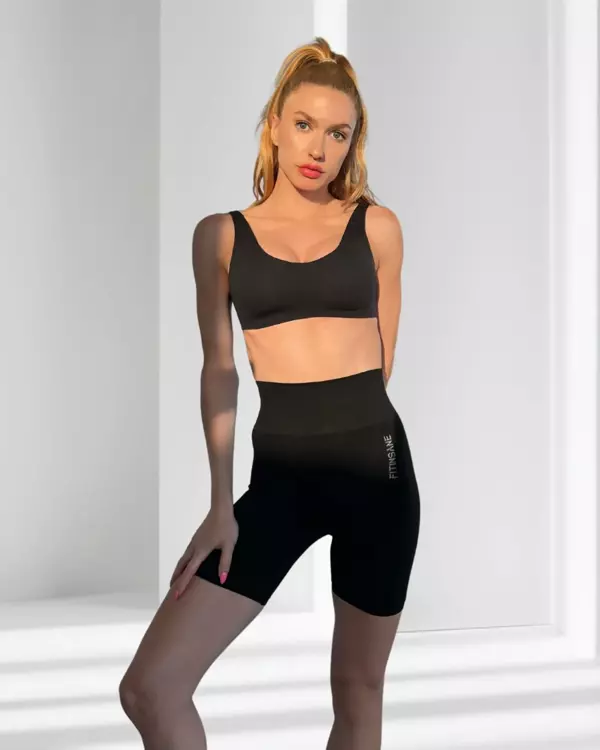 Fitinsane Seamless Toparlayıcı Siyah Kısa Spor Tayt - Image 1