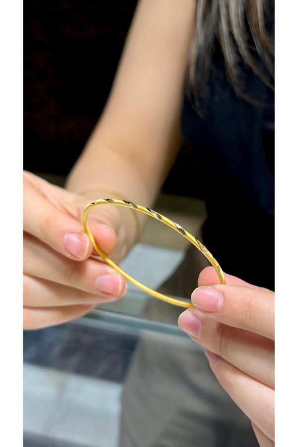 9 (GRAM) Yatırımlık Işçiliksiz Kalemli Ajda Bilezik 22 Ayar Altın - Image 1