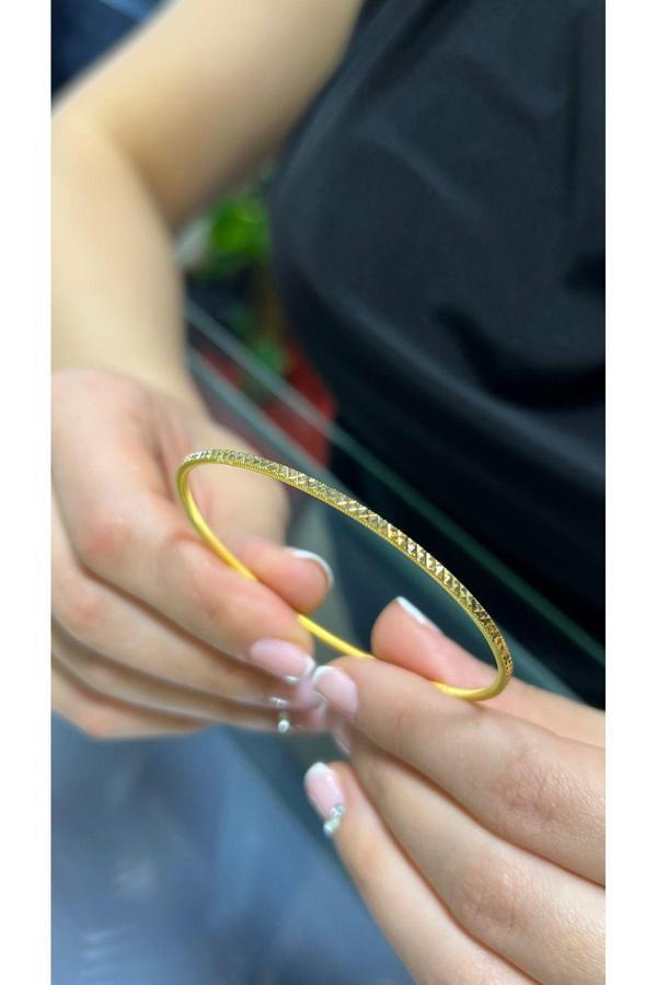 8 gr (Gram) Yatırımlık İşçiliksiz Cam Kırığı Ajda Bilezik 22 Ayar Altın - Image 1