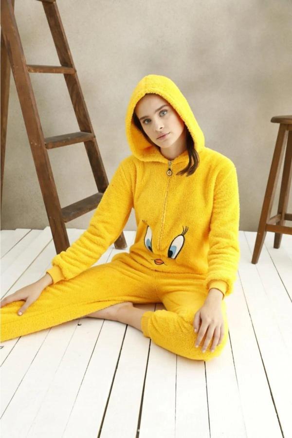 Kadın Sarı Civciv Desenli Polar Peluş Kışlık Kapüşonlu Tulum Pijama Takımı - Image 1