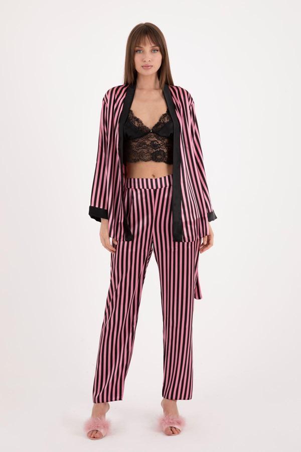 Kadın Üçlü Çizgili Sabahlıklı Pembe Saten Çeyizlik Pijama Takımı - Image 1