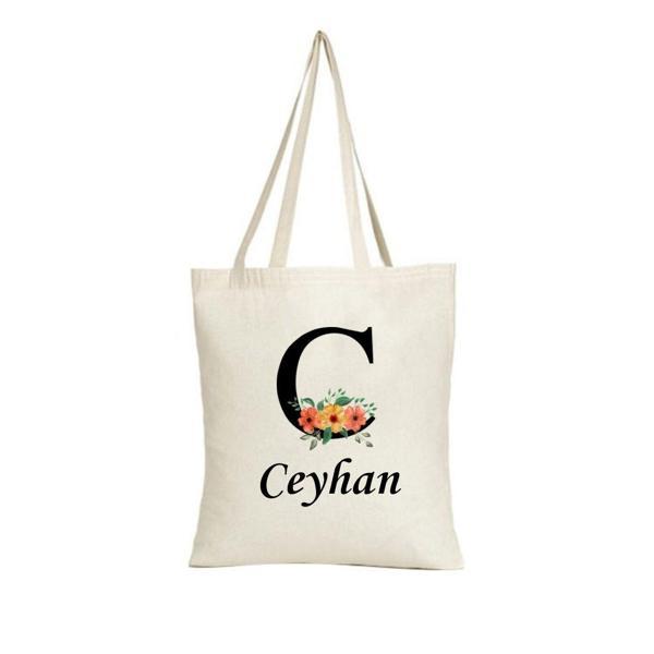 Kişiye Özel Çiçek Desenli Harf & İsim Bez Çanta – Doğal Kumaş Şık Hediye - Image 1