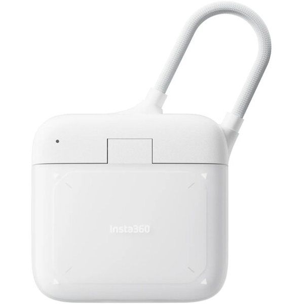 Insta360 2-in-1 Card Reader + Case - Image 1