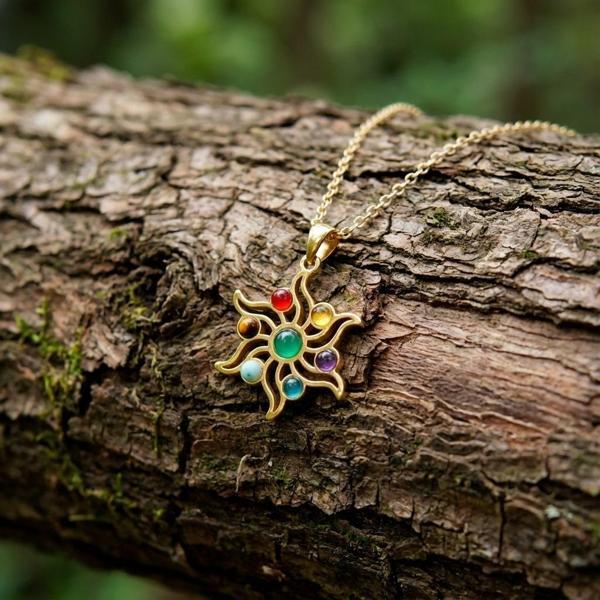 Altın Renkli Çakra Güneşi Çelik Kolye – 7 Taşlı Doğal Taş Çakra Kolye - Image 1