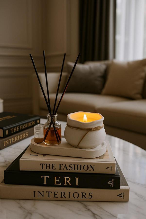 Neydin Home Dekoratif Kavanozda Lavanta Kokulu Mum ve Oda Kokusu, Sunum Altlıklı Şık Set - Image 1