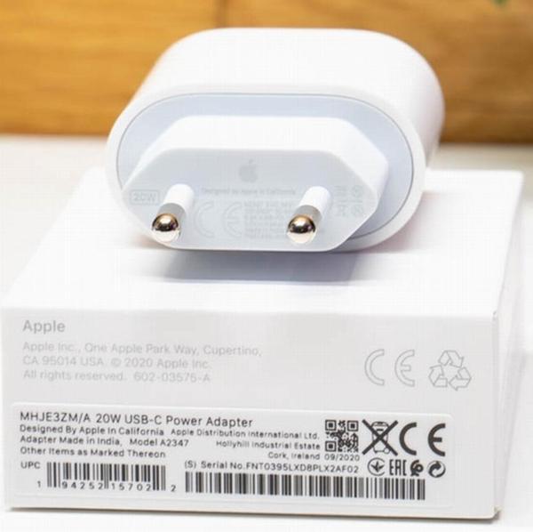 Apple AirPods Pro 20W Hızlı Şarj Kafası USB-C MHJE3TU-A KABLOSUZ - Image 1