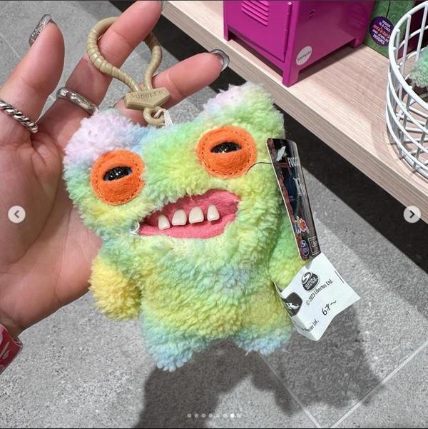 Zuru Fuggler Anahtarlık Pastel Gökkuşağı Turuncu Gözlü Koleksiyon Oyuncak 11 cm - Image 1