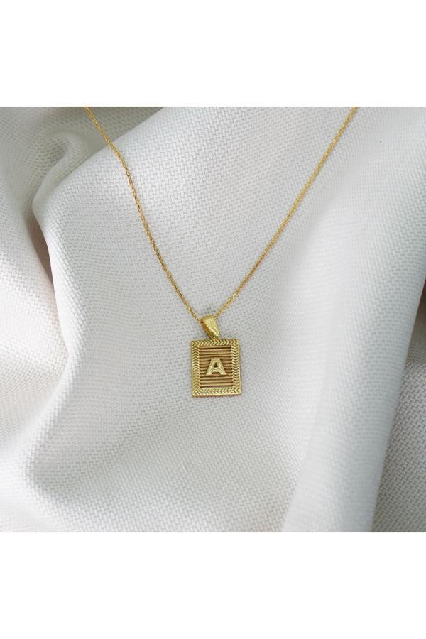 Market Of Universe Kadın 925 Ayar Gümüş Altın Kaplama Harfli Çerçeve Model Kolye - Image 1