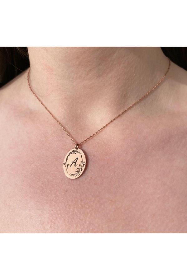 Market Of Universe 925 Ayar Gümüş Oval Gül Model Baş Harfli Kolye - Image 1