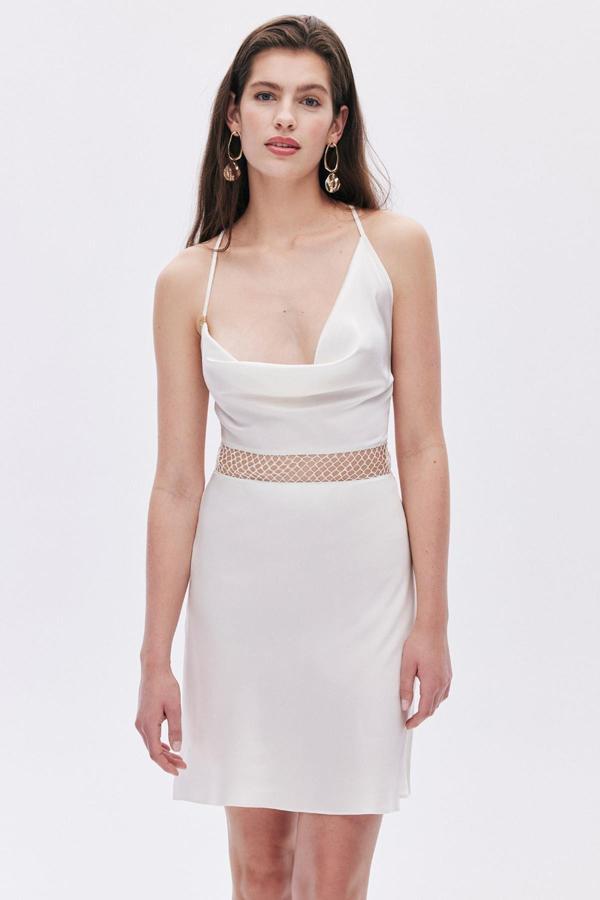 Calla Lily Ekru File Detaylı Asimetrik Degaje Kısa Saten Gecelik - Image 1