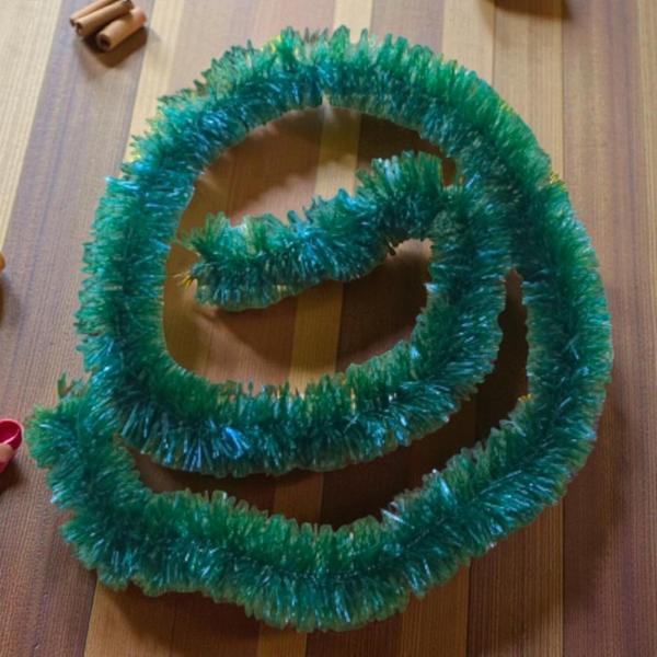 YEŞİL BOYUN SİMİ 2 METRE YILBAŞI BOYUN SİMİ YUMUŞAK YILBAŞI SÜSLEMELERİ - Image 1