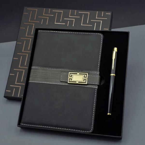 Siyah Tokalı Tarihsiz Ajanda Defter Kalem Set - Image 1