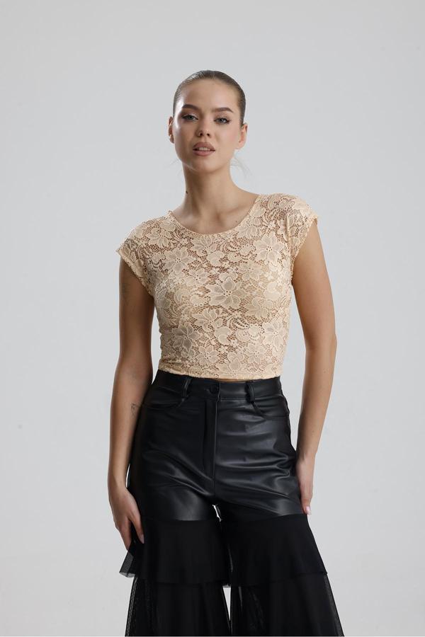 Sense Dantel Transparan Kısa Kollu Bluz Somon Bust35379
Bust35379 - Image 1