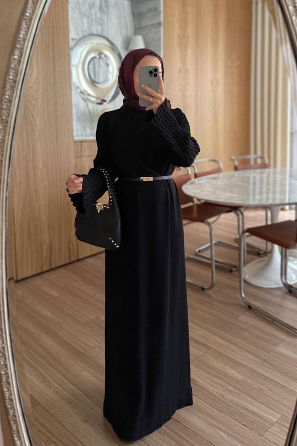 Kol Detaylı Kemerli Merserize Elbise - Siyah - Image 1