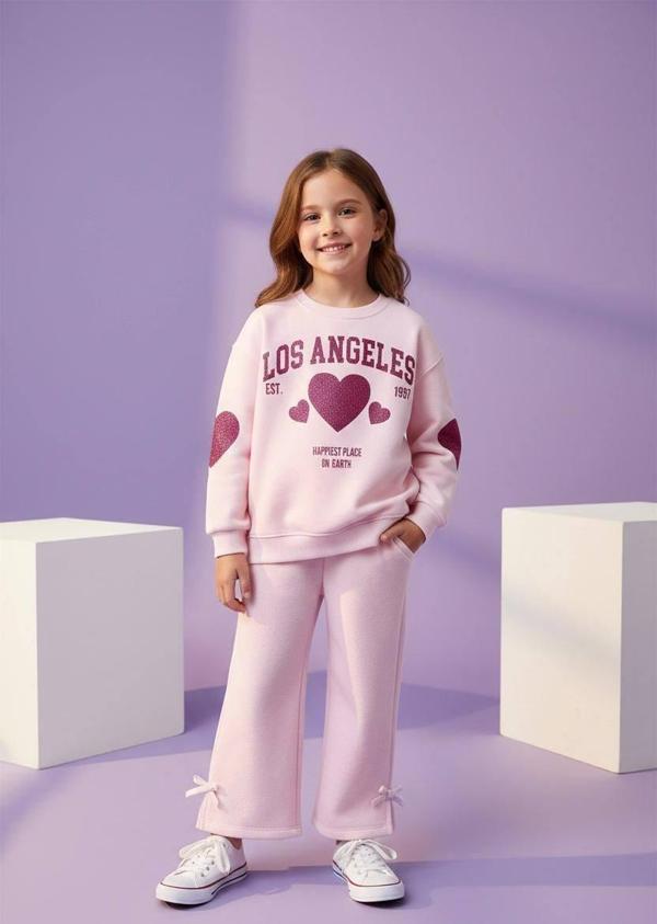 KIZ ÇOCUK KALP DESENLİ GENİŞ PAÇA EŞOFMAN TAKIMI - Image 1