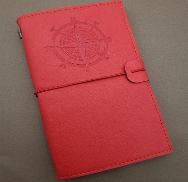 Pusula Tasarımlı Kırmızı Deri Defter Hediyelik - Image 1