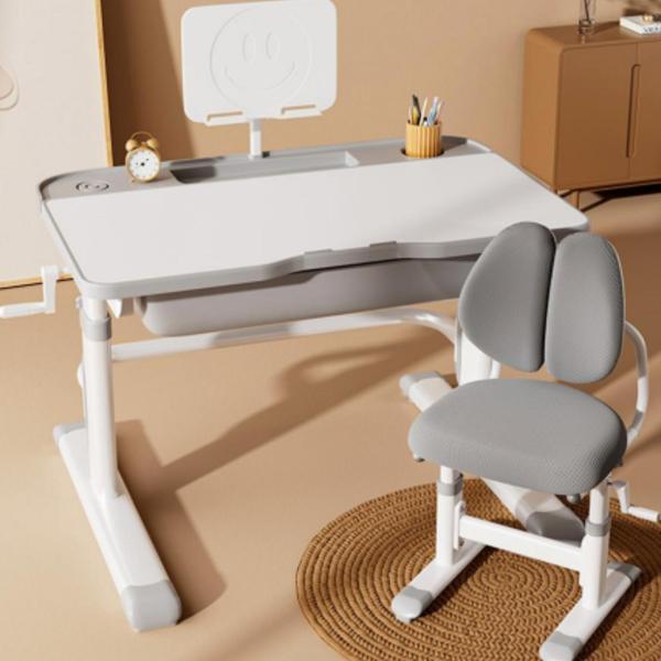 Daisy Yükseklik Ayarlı Çocuk Çalışma Masa ve Sandalyesi - Image 1