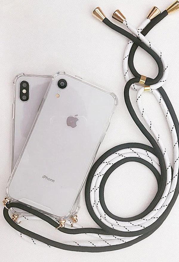 Teknomoda Iphone Xr Siyah Şeffaf Boyun Omuz Askılı Ipli Kordonlu Kılıf - Image 1