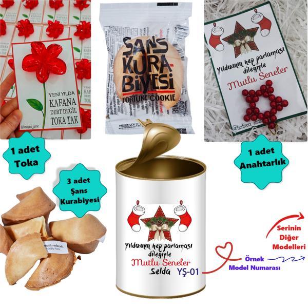 Kişiye Özel Konsept Hediye Kutusu - 3 Adet Şans Kurabiyesi, 1 adet Yıldız Anahtarlık ve Toka Yılbaşı Hediye Seti - Image 1
