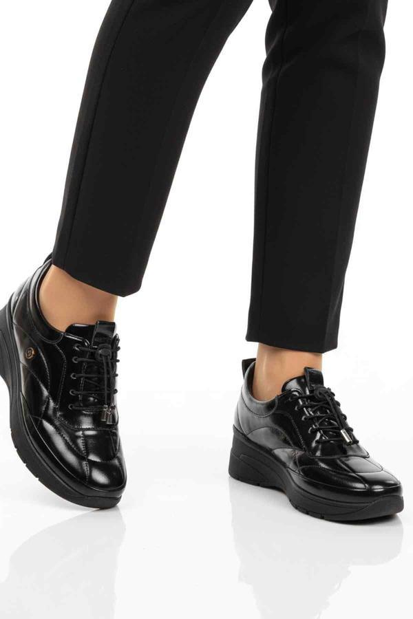 Siyah Rugan Hakiki Deri Anatomik Kadın Casual Ayakkabı 6115 Z - Image 1