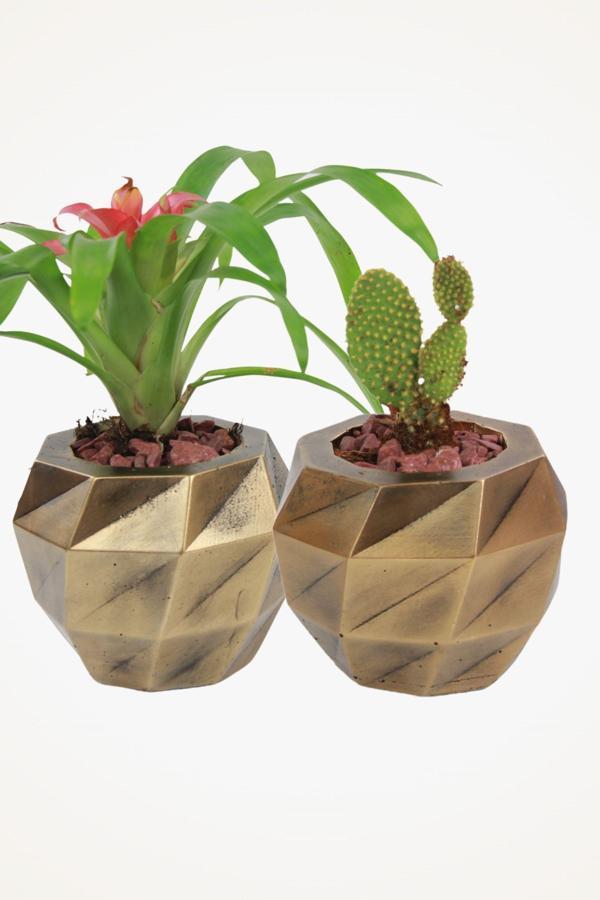 Büyük Dekoratif Saksı Gümüş Eskitme Çiçek Saksısı 2 Adet 2 Boy Dönen Poly Model - Image 1