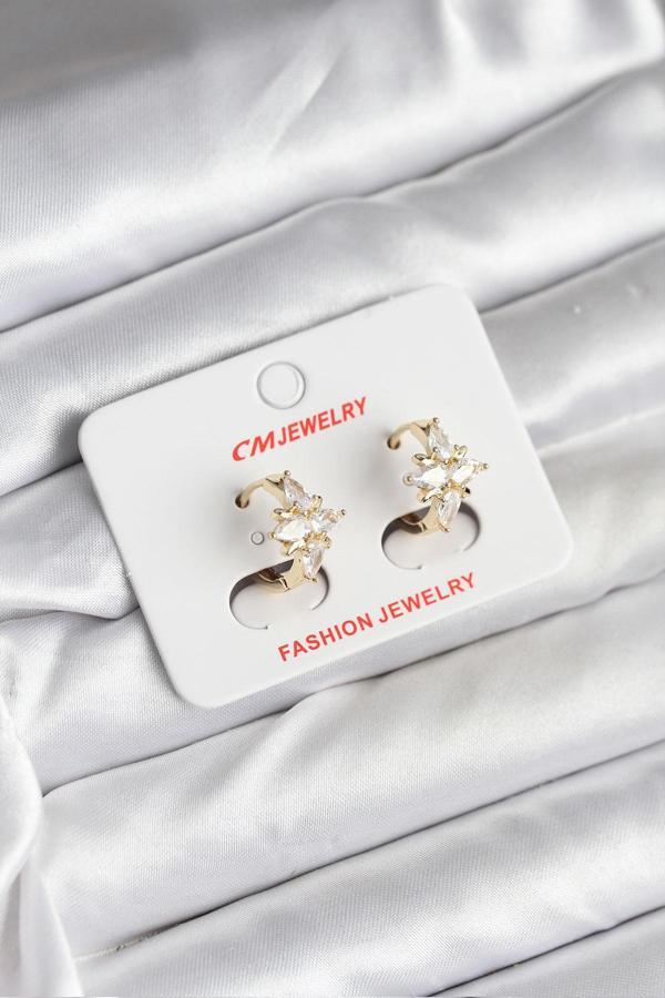 Zarif Kulaklar için Golden Pirinç Kaplı Kutup Yıldız Zirkonlu CM Kadın Küpe - Image 1