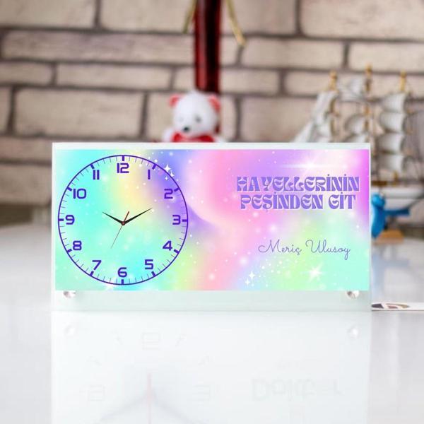 Hayallerinin Peşinden Git Temalı Kişiye Özel Cam Masa Saati – Motivasyon Sözlü Masaüstü Saat - Image 1