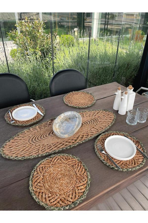 Home İnn 4 Kişilik Çeyiz, Sofra Seti -Leke Tutmaz- 4 Adet Amerikan Servis, 1 Adet Runner - Image 1