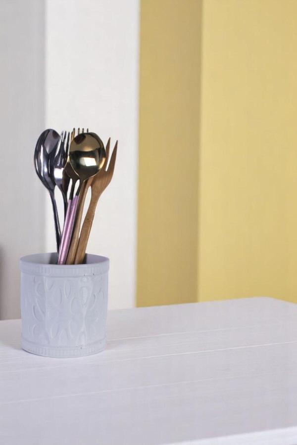 Tezgah Üstü Kaşıklık Dekoratif Dik Kaşıklık Silindir Kaşıklık Altın Eskitme Renk Model 76 - Image 1