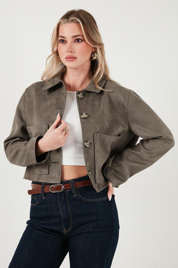 Lela Regular Fit Klasik Yaka Süet Dokulu Cep Detaylı Bayan Ceket 6524992 HAKİ - Image 1
